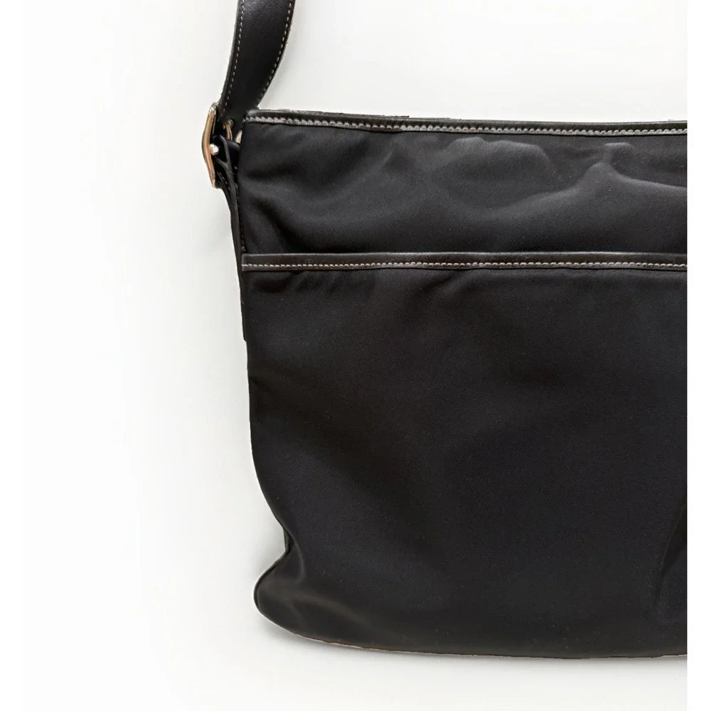 Vintage Coach 4451 Nylon Black Crossbody Bag Elegant Leather Strap Work Travel